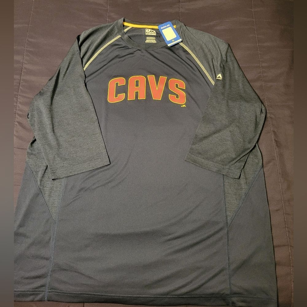 MENS SIZE XXL CLEVELAND CAVALIERS 3/4 SLEEVE SHIRT